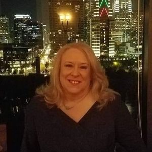 Meet your Posher, Debbie